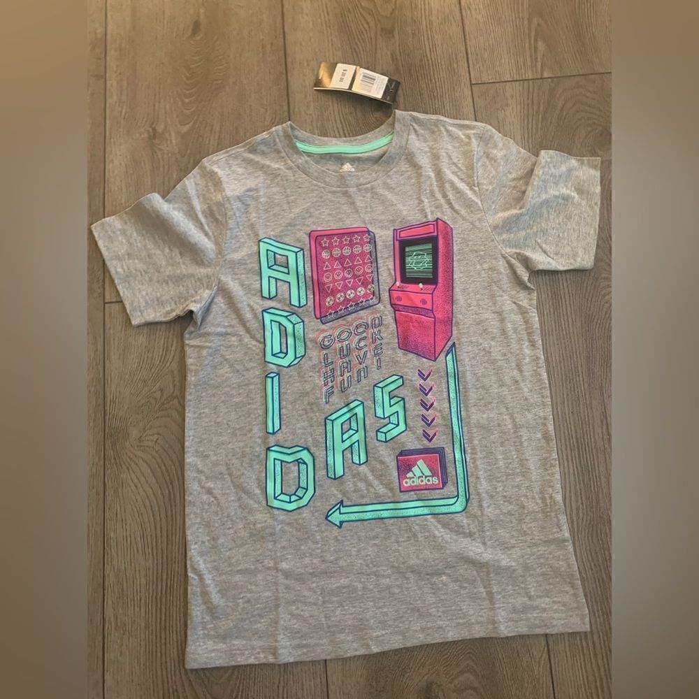 Adidas boys graphic t shirt